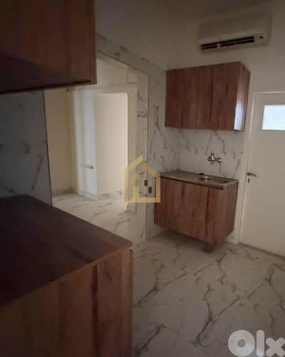 Office for rent in Sami El Solh NY288 مكتب للإيجار  في سامي الصلح