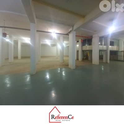 Warehouse in Furn Al Chebbak مستودع في فرن الشباك