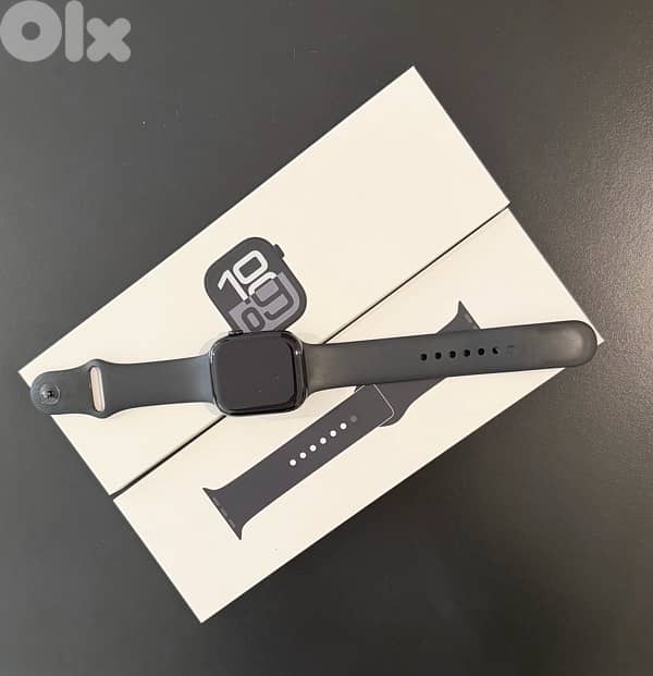 Apple Watch Series 10 46mm Jet Black Al Black SB M/L GPS 64 GB Storage 1