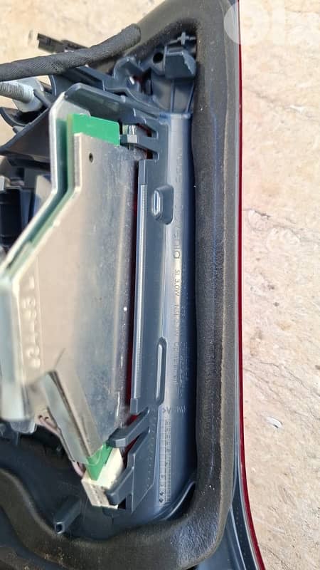 BMW ORIGINAL F32 LCI tail lights USA source 8