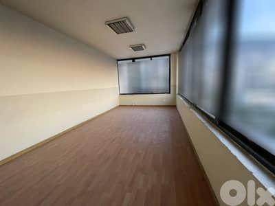 RWK194EN - Prime Location Office for Rent in Jounieh