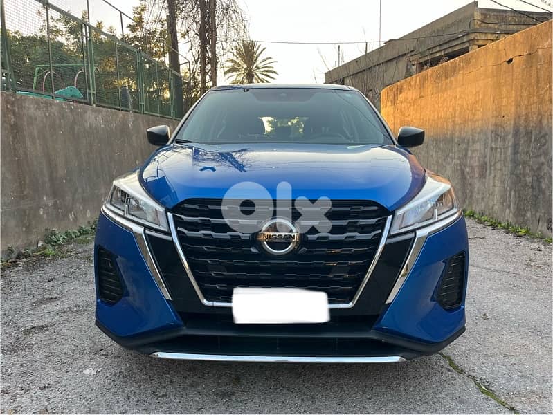 Nissan Kicks (like brand new)(low mileage) 0