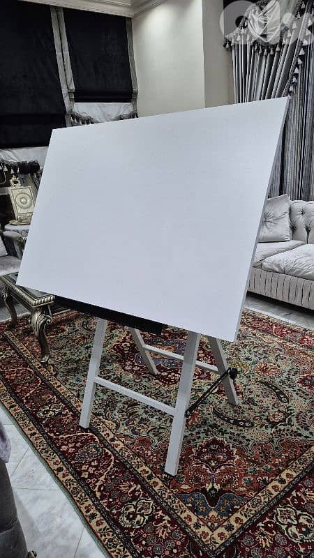 Drafting Table 0