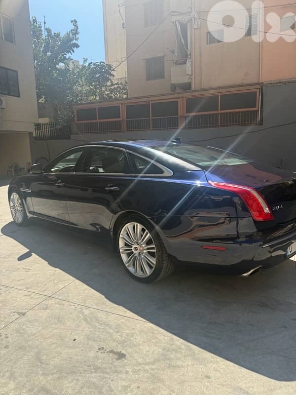 Jaguar XJ 2015 0