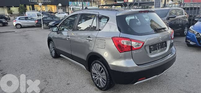 Suzuki S-cross GL SX4 4wd 2015 F. O ABS AIRBAG RIMS Like new Suzuki S-cross GL SX4 4wd 2015 F. O ABS AIRBAG RIMS Like new