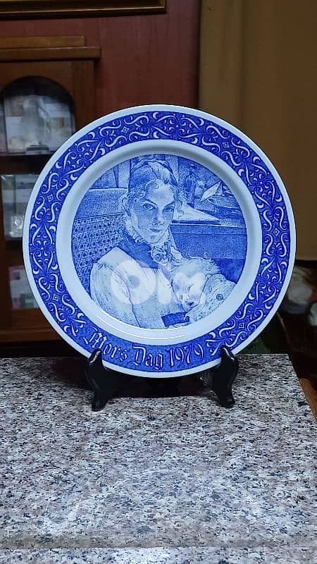 antique 0