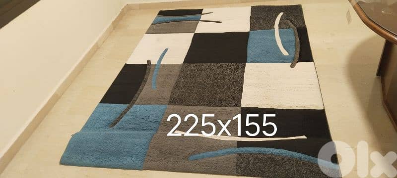 carpet and electric heater 0