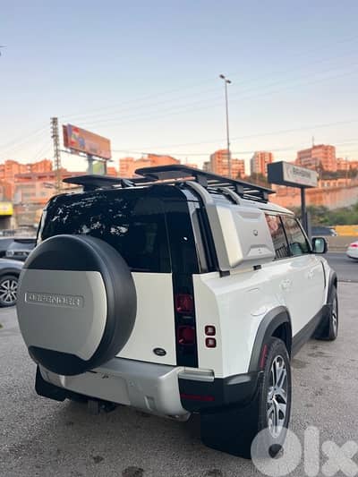 Land Rover Defender 2020