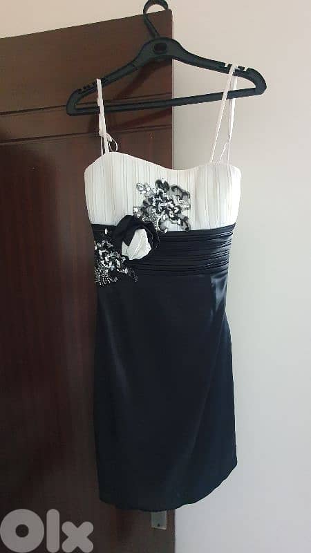 dresses M size for sale 2