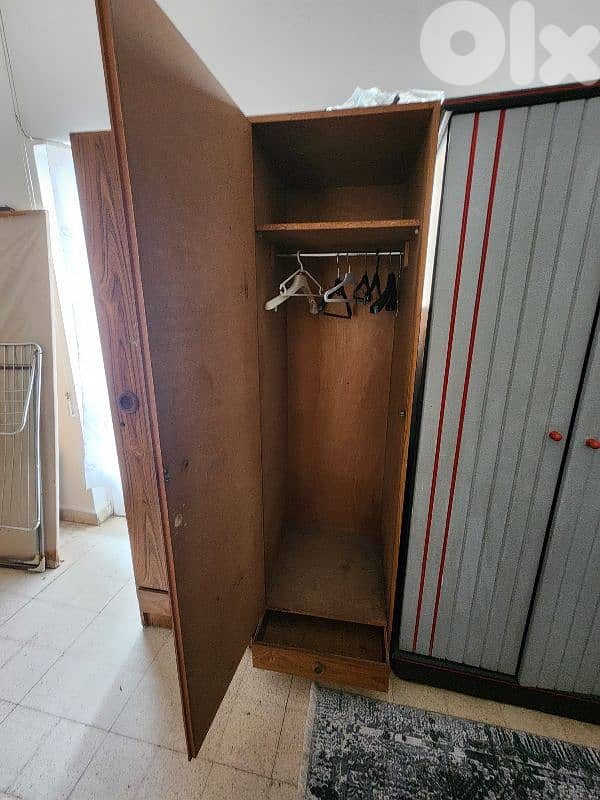bedroom closet 1