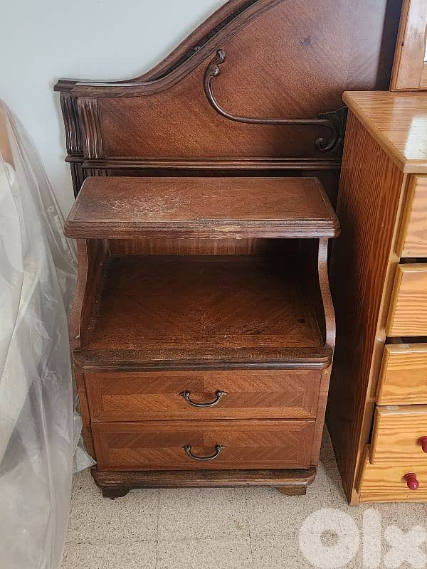 Commode 0