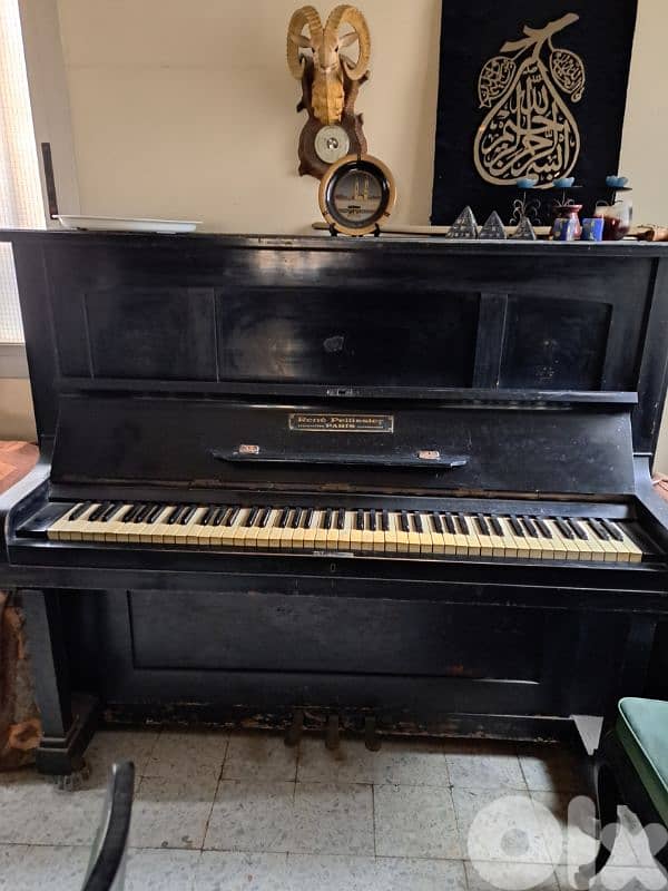 Old Piano 0
