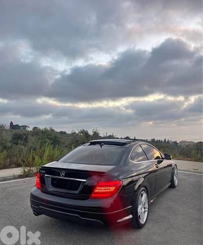Mercedes-Benz C-Class 2012