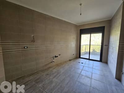 Beautiful 155SQM Apartment in Baabdat for sale