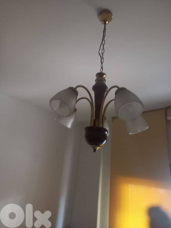 chandeliers 0