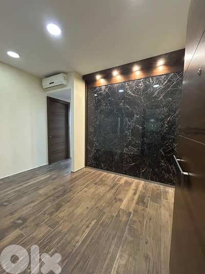 New Office for Rent in Horch Tabet | مكتب جديد للإيجار في حرش تابت