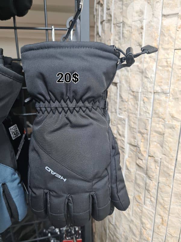 Ski Gloves 4