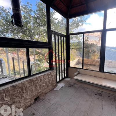 Apartment with terrace for sal in Hboub شقة مع تراس للبيع في حبوب