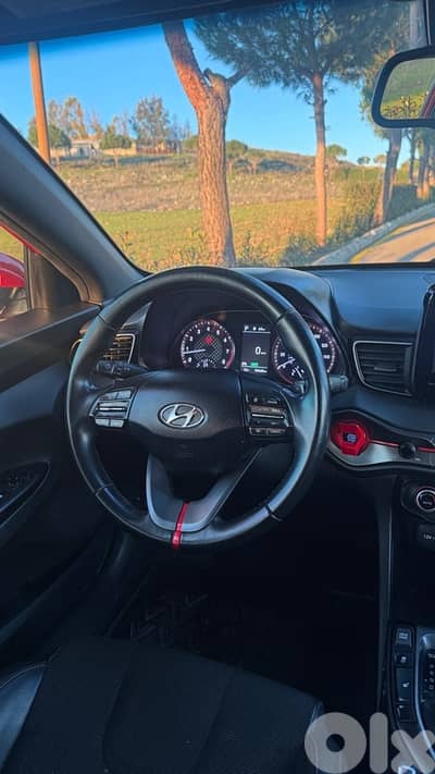 Hyundai Veloster 2019 Clean Carfax