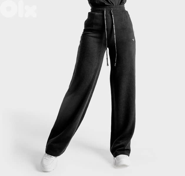 Sportswear available from Squatwolf brand 3