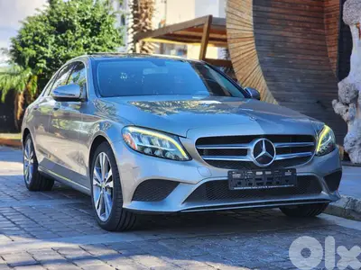 2019 Mercedes-Benz C300 for 22,900$ 2019 Mercedes-Benz C300 for 22,900$