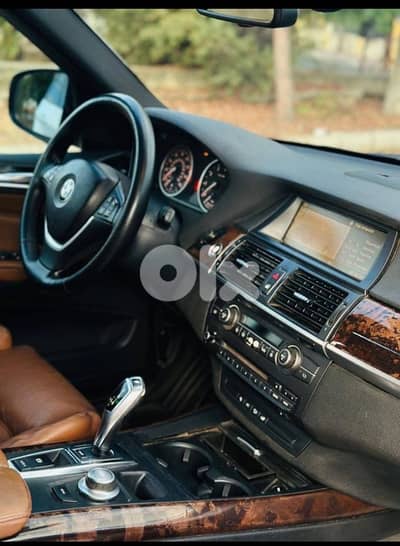 BMW 5-Series 2010