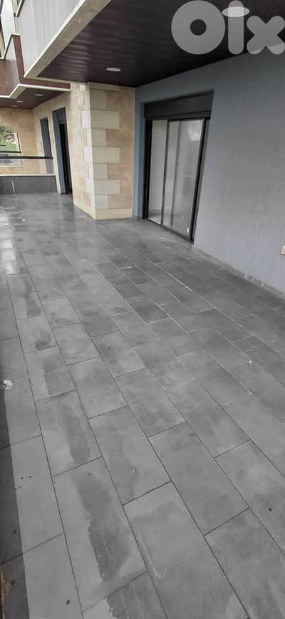 Apartment For Sale In Halat - شقة للبيع في حالات