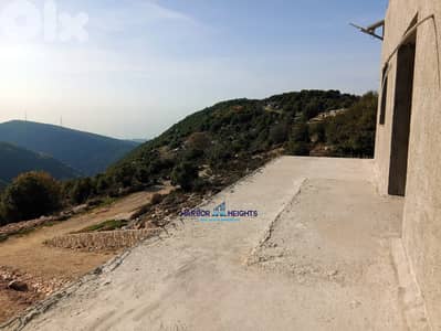 Project underconstruction in Jbeil رض وفيلا قيد الإنشاء