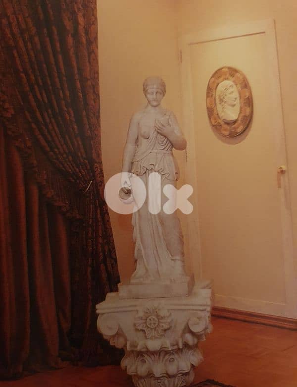 Marble statue antique 1