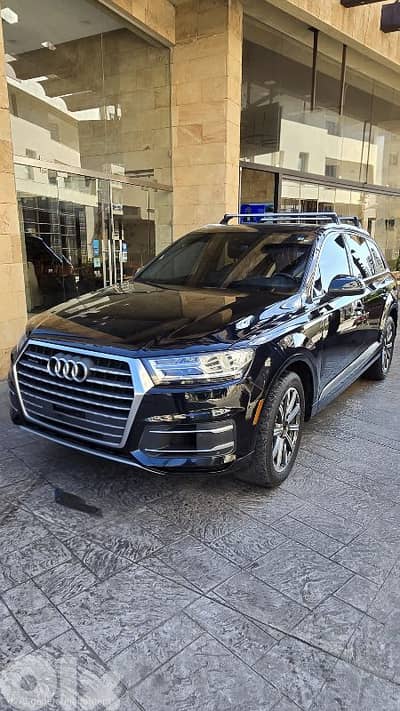 Audi Q7 2017 3.0T Quatro Premium Clean Carfax Car Loan Available