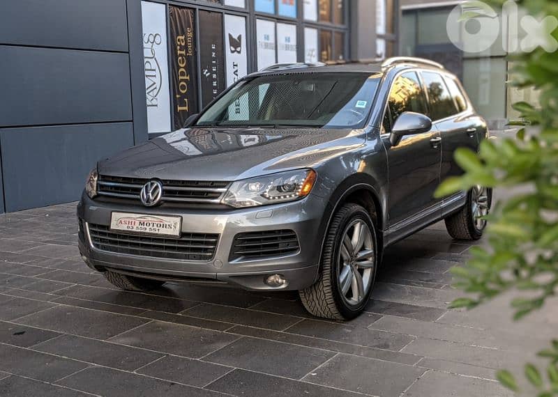 Volkswagen Touareg 2011 Executive Pack V6 4-Motion / Fully loaded 0