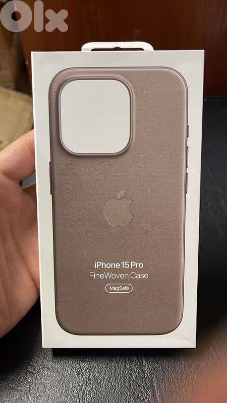 Finewoven case magsafe iphone 15 pro Taupe 0