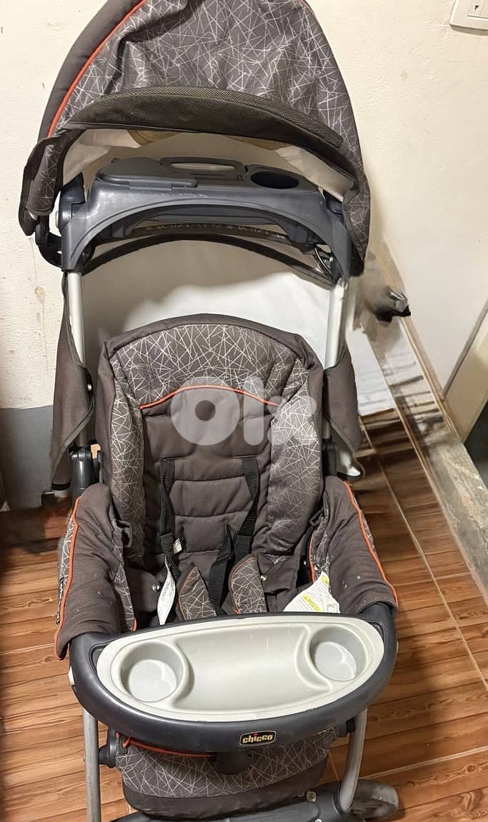 Chicco full kit car seat and stroller 2