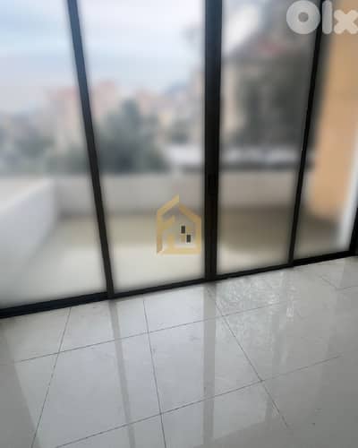 Office for rent in Jounieh RB282  مكتب للإيجار في جونيه