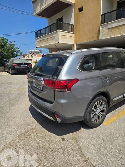 Mitsubishi Outlander 2016