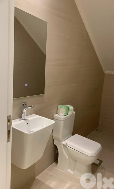450 sqm Showrom - Open Space for rent in Ajaltoun highway