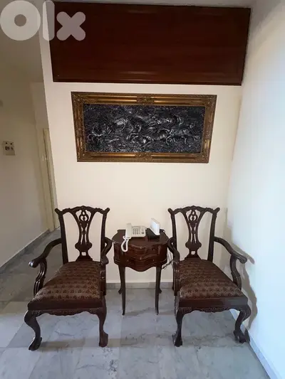 Tables & chairs for sale (negotiable prices) - can be sold separately