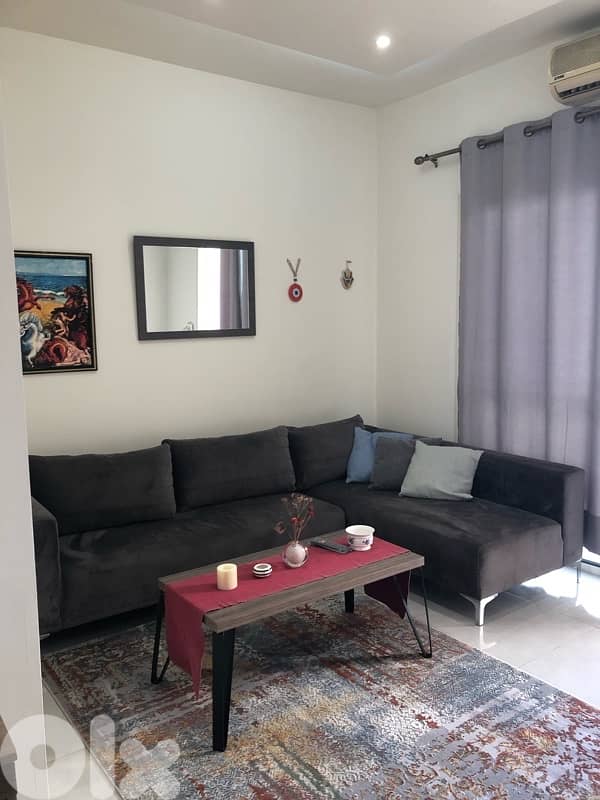 Furnished one bedroom apartment for rent in Ashrafieh Sioufi 0