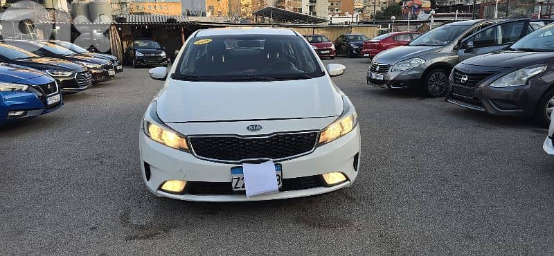 Kia Cerato 2017 GS F. O ABS AIRBAG RIMS LIKE NEW 0