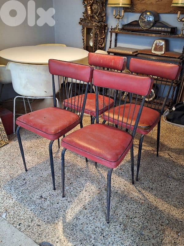 mid century vintage set of 4 iron chairs 0