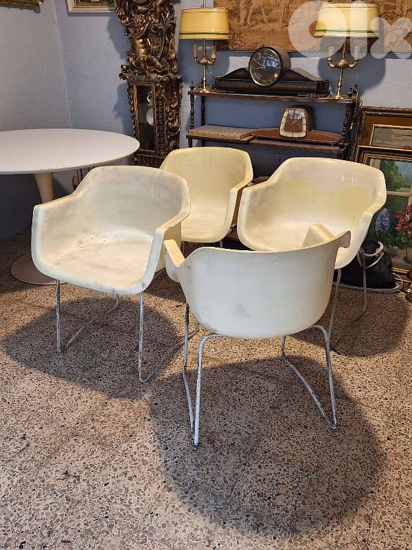 vintage 4 grosfillex made in france stamped chairs 3