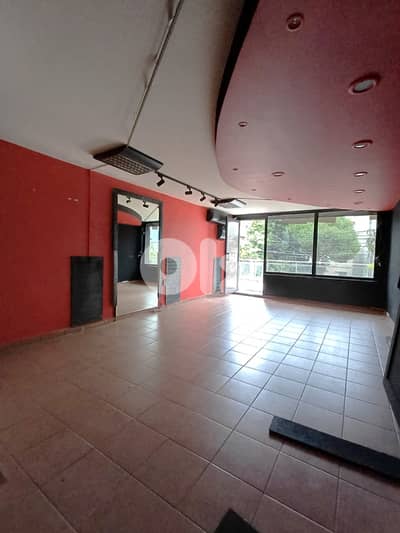 محل مميز للإيجار في سن الفيل المتن - Shop for Rent in Sin el Fil Metn