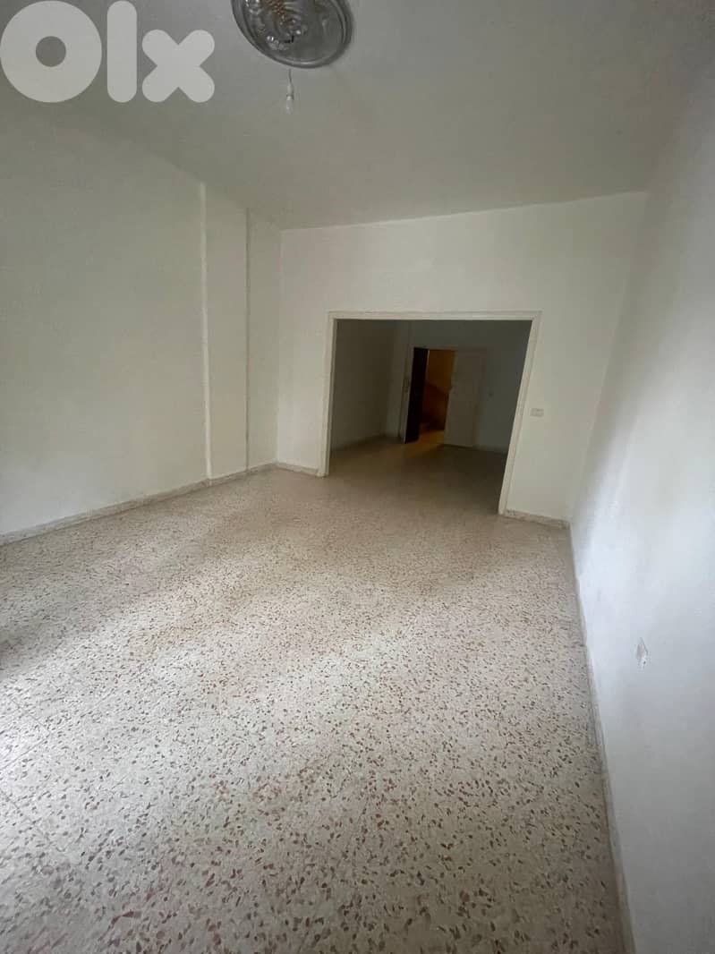 Apartment / Office for Rent in Horsh Tabet. 0