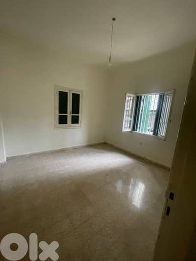 Apartment / Office for Rent in Horsh Tabet.