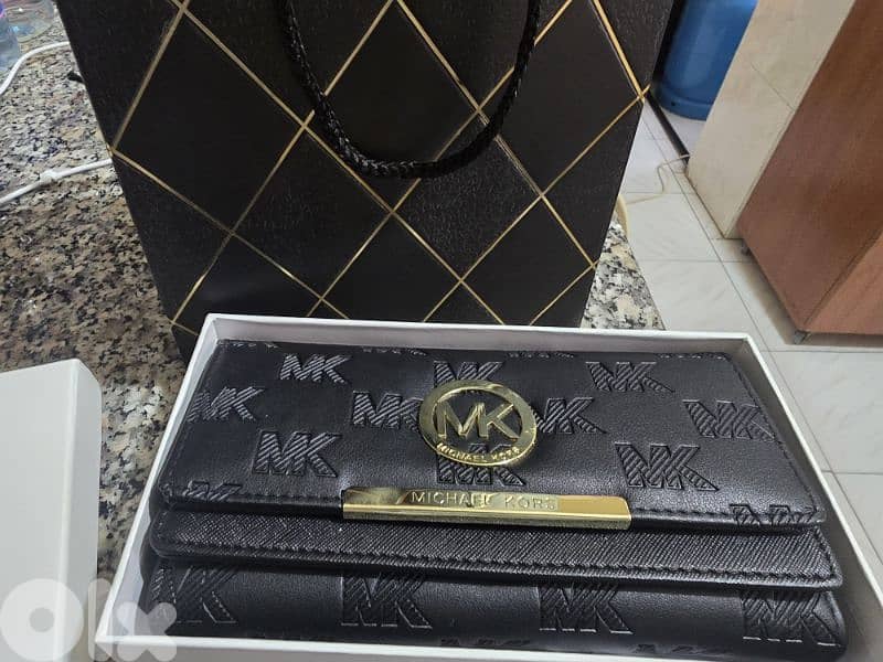 Michael Kors black leather wallet 0