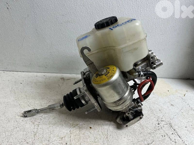 FJ Cruiser ABS Master Cylinder 073 0