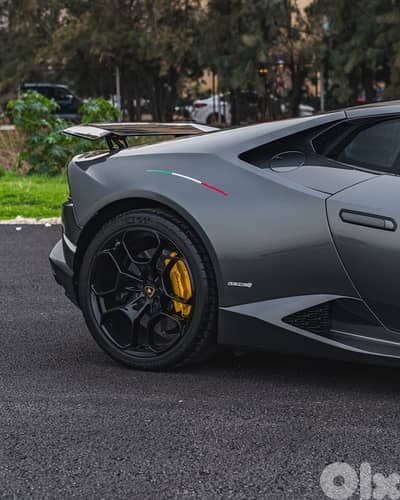 Lamborghini Huracan LP610-4 2015 , SAAD&TRAD , ONLY 17.000KM