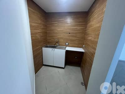 GMK105EN Shop for rent in Adma - محل للإيجار في أدما