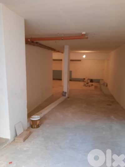 Warehouse for Rent in Kraitem