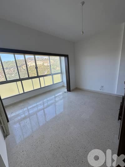 Apartment for sale in Ghazir Keserouan شقة للبيع في غزير كسروان Apartment for sale in Ghazir Keserouan شقة للبيع في غزير كسروان